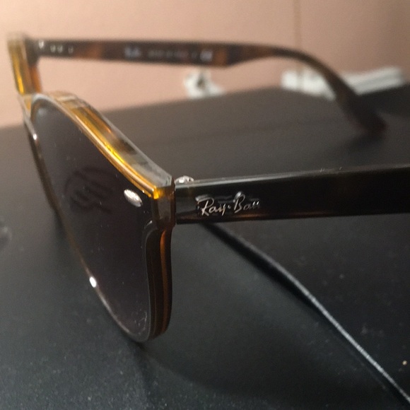 RB2180 Ray Bans 2019 - Picture 2 of 3
